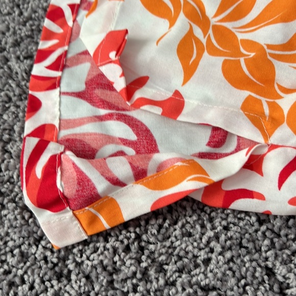 NWT Womens Hawaiian Blouse:  Size 1X🌺 - Picture 6 of 9